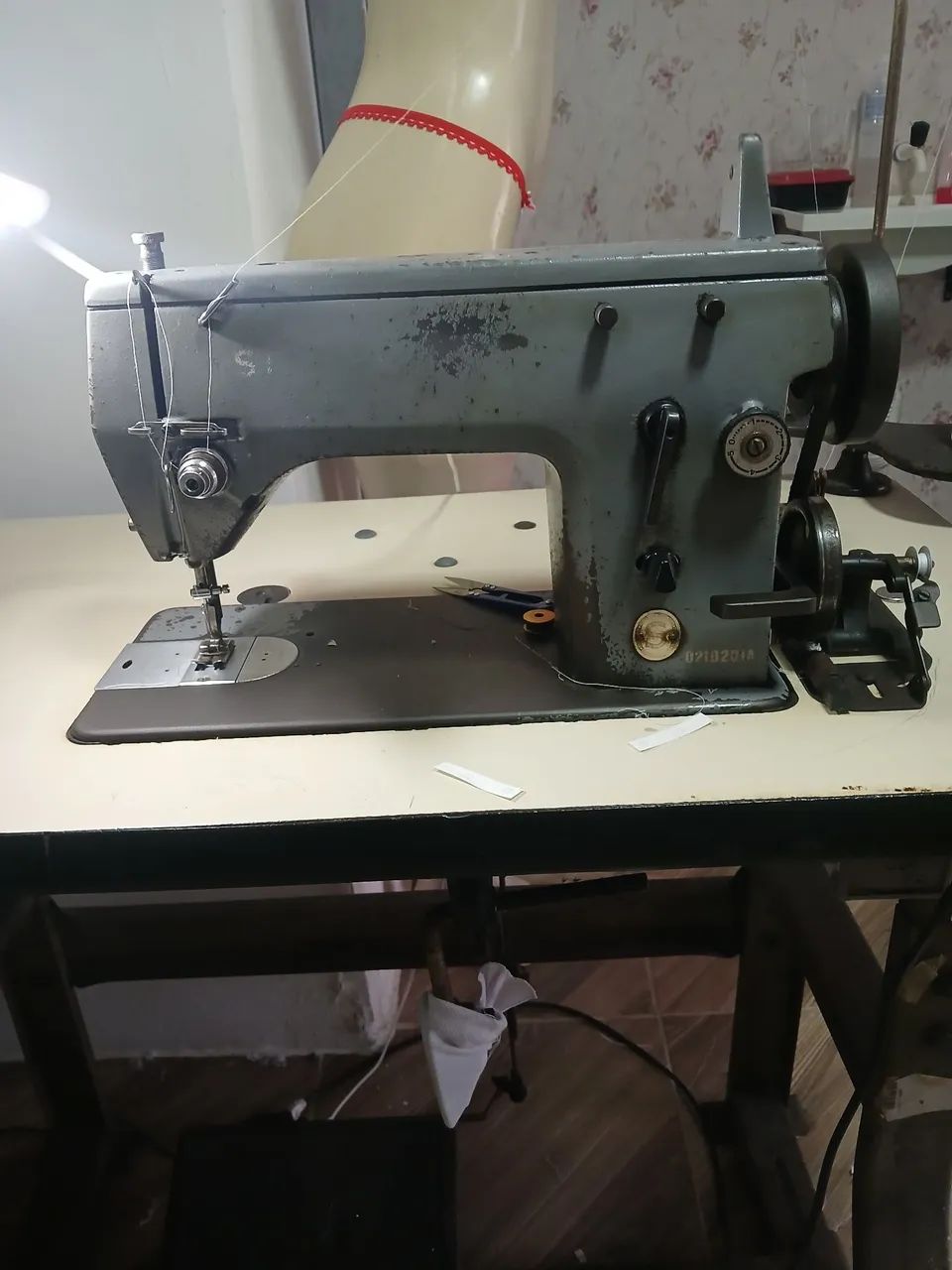 Máquina de costura  - Foto 2