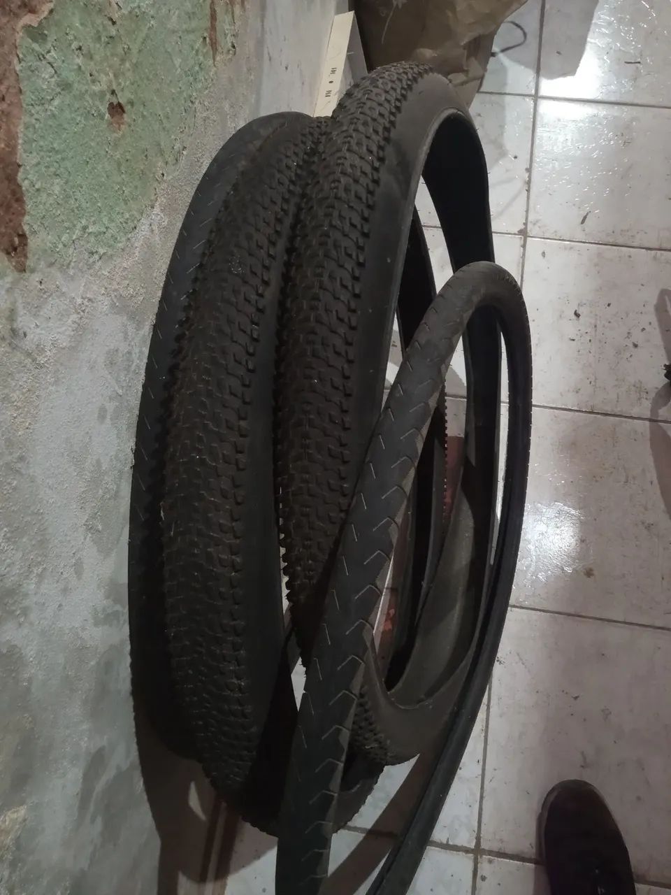 Pra vender logo pneus aro 29 - Foto 2