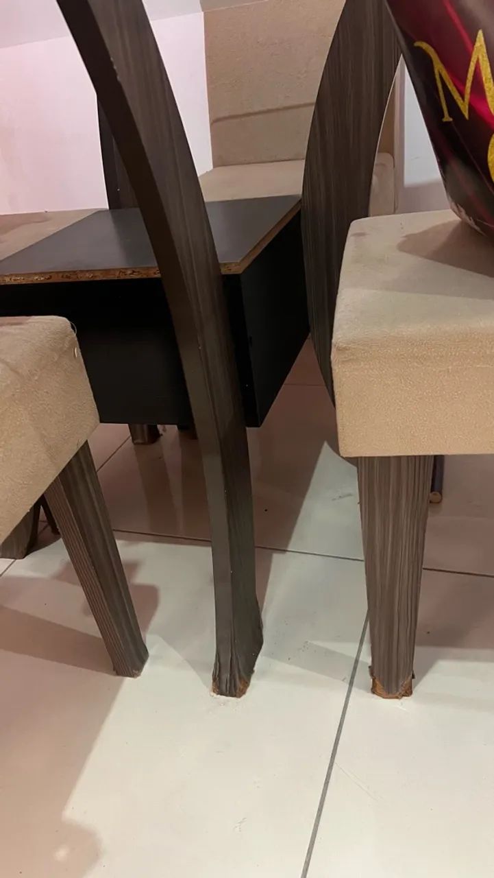 Mesa com cadeiras  - Foto 2