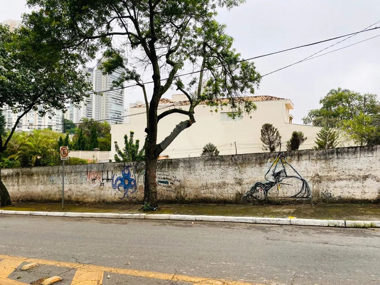 Terreno em Campo Belo