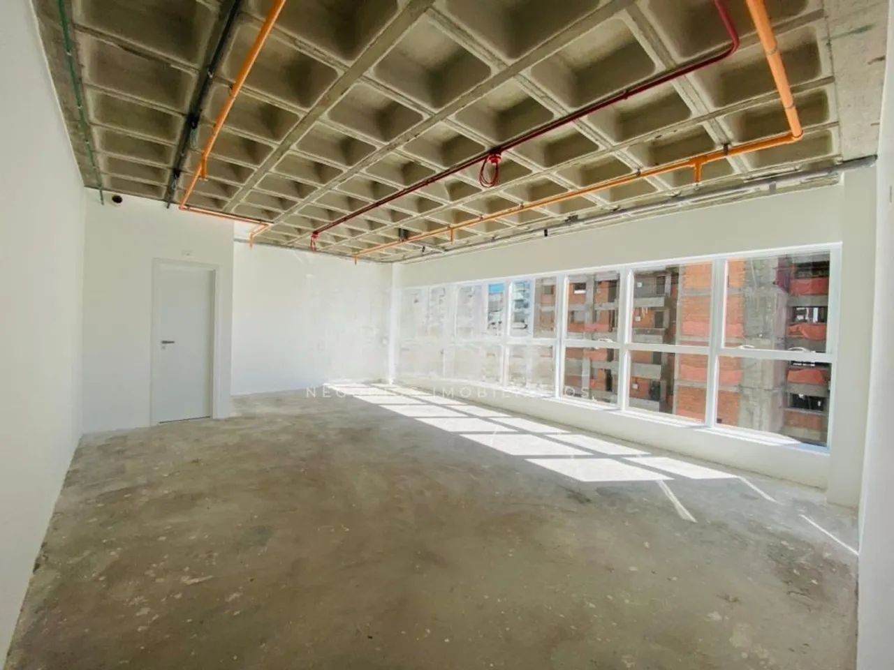 Sala para venda no edificio comercial Quartier - Foto 3