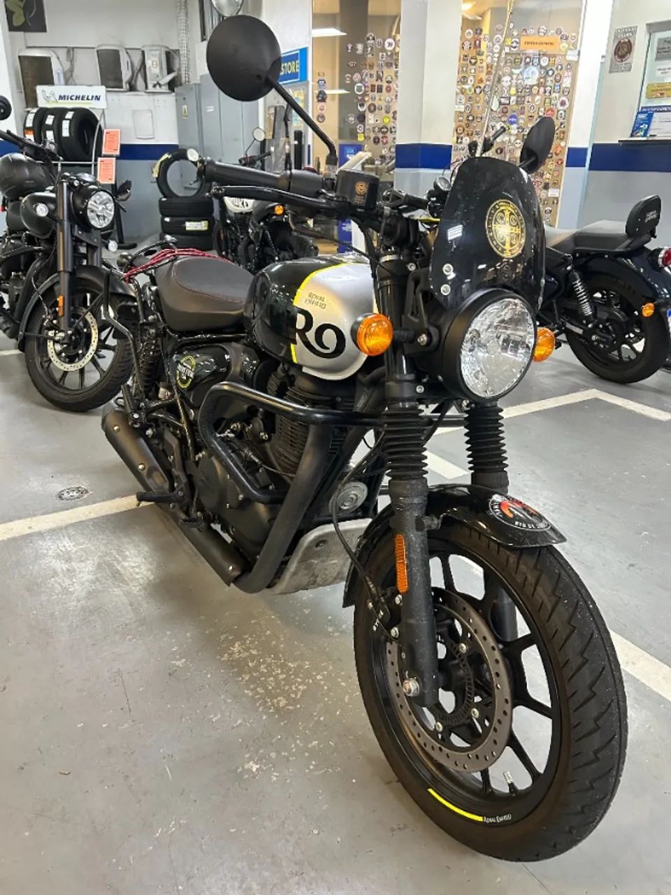 Hunter 350 Rebel Black com Tripper - Foto 3