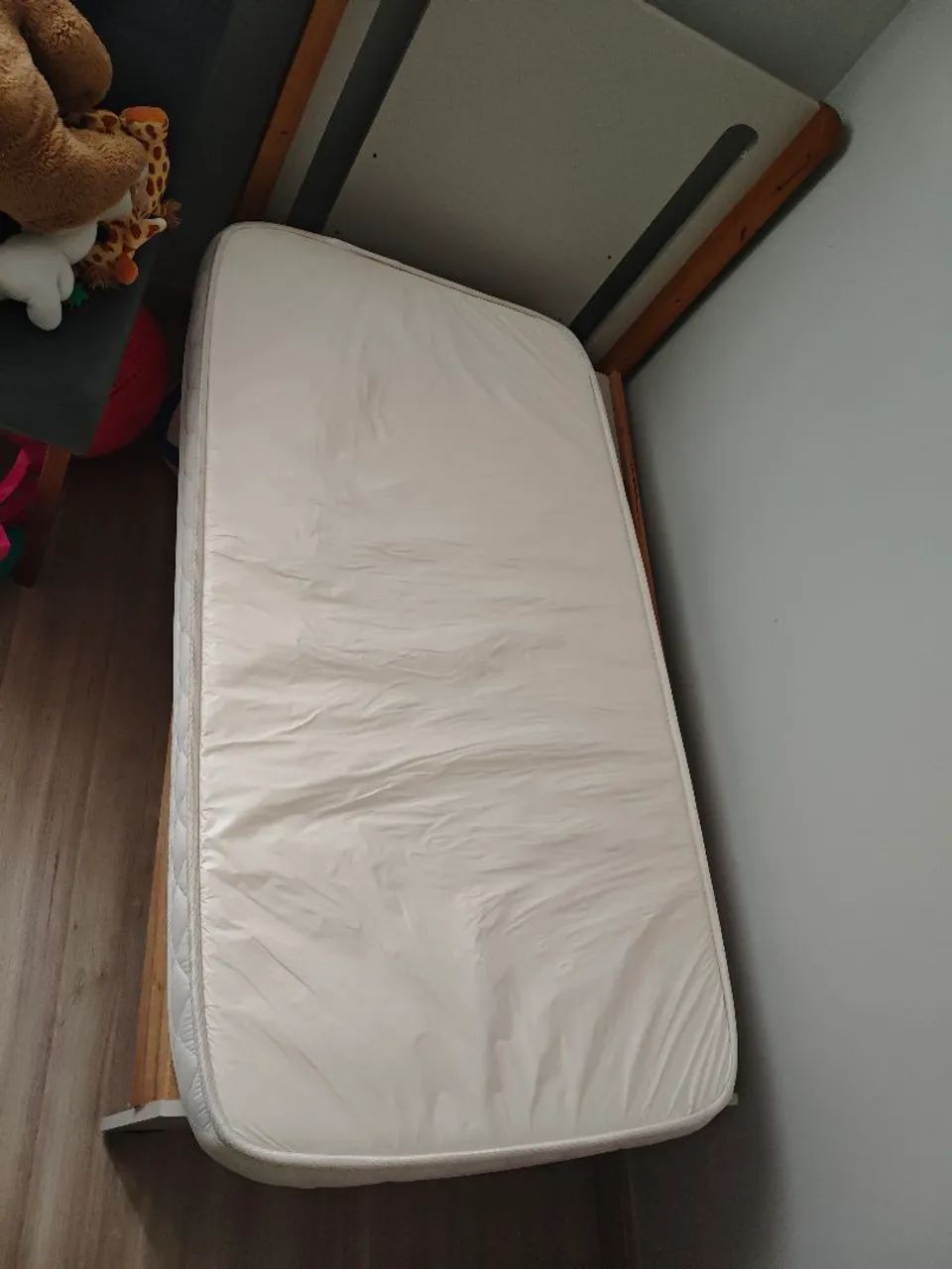 Mini cama infantil+ colchão  - Foto 5