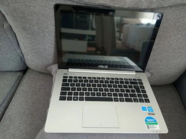 Notebook Asus S451L  VivoBook de 4ª geração com processador Intel Core i7