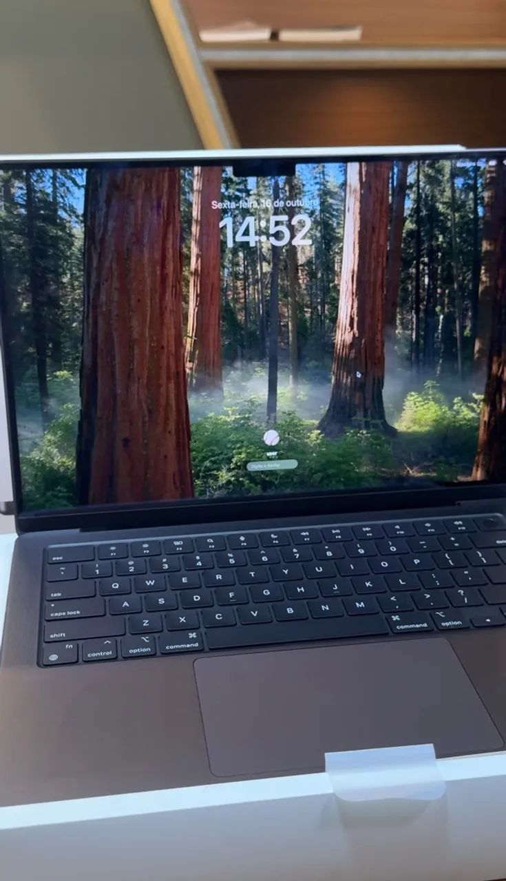 MacBook Pro M3 PRO - Foto 5