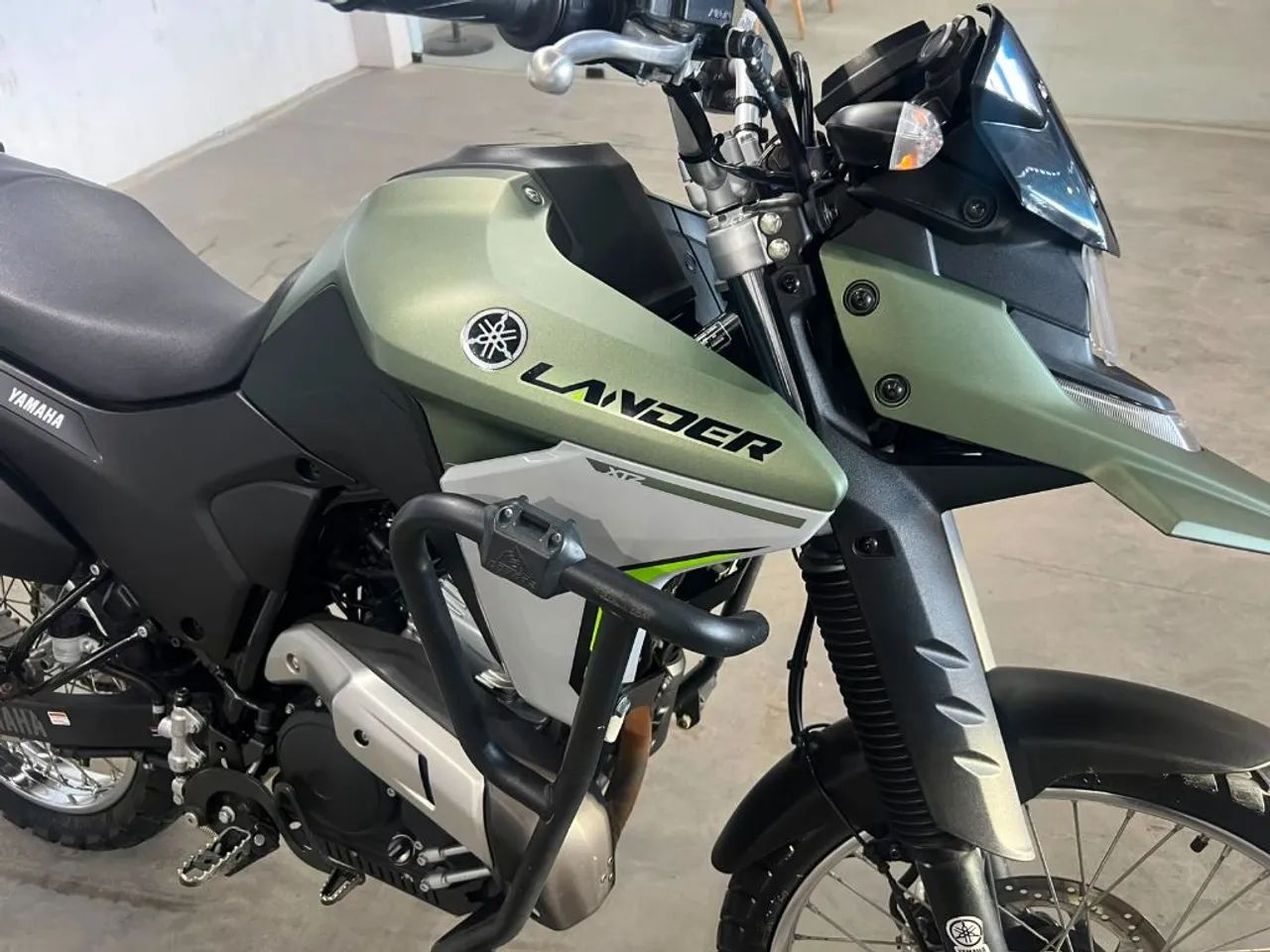 XTZ 250 LANDER CONNECTED - Foto 2