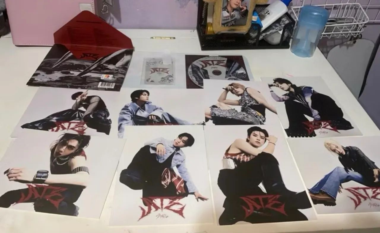 Mini álbum Stray Kids Ate Letters oficial - Foto 3