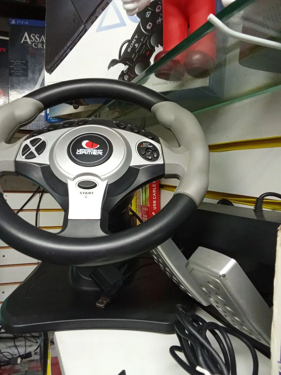 Volante pra PS2 com pedais