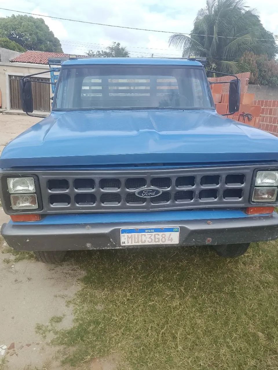 F4000 ano 80 