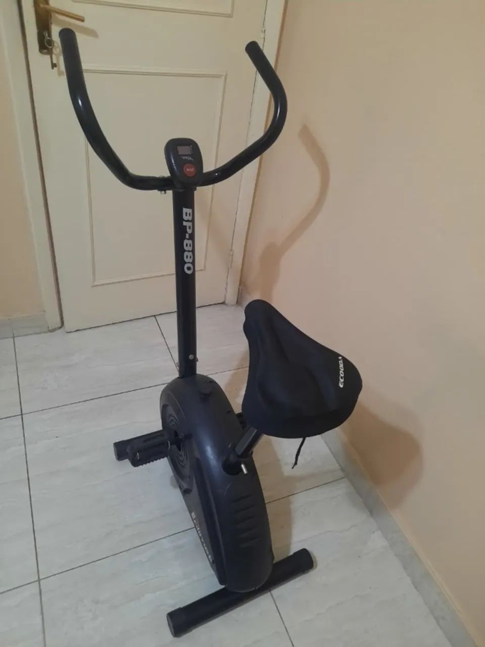 Bicicleta Ergométrica Residencial - Funcionando Perfeitamente! - Foto 4