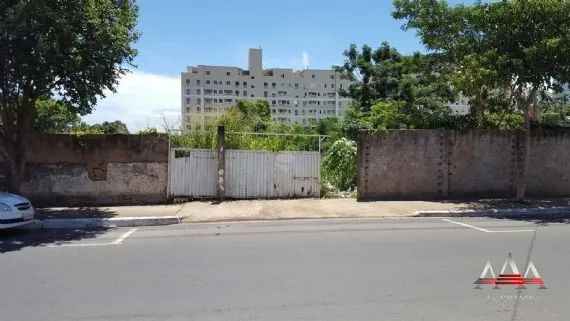 Terreno à venda na Rua Comandante Costa Cuiabá MT