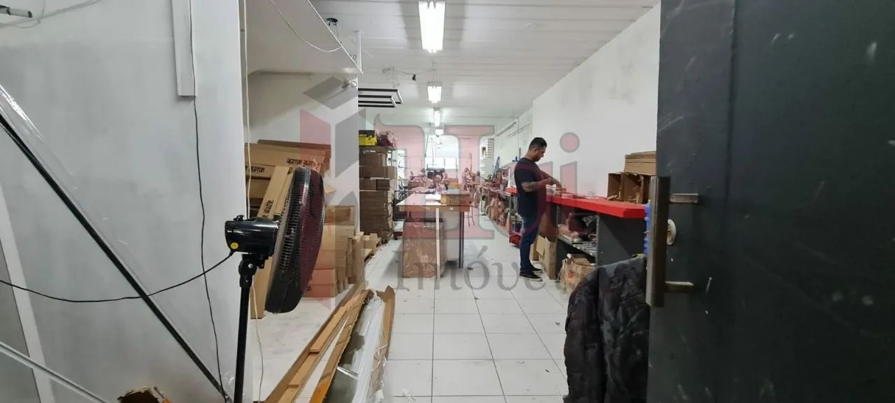 VENDA E LOCAÇÃO DE PRÉDIO COMERCIAL,BOM RETIRO,250m² DE TERRENO E 750m² DE CONSTRUÇÃO