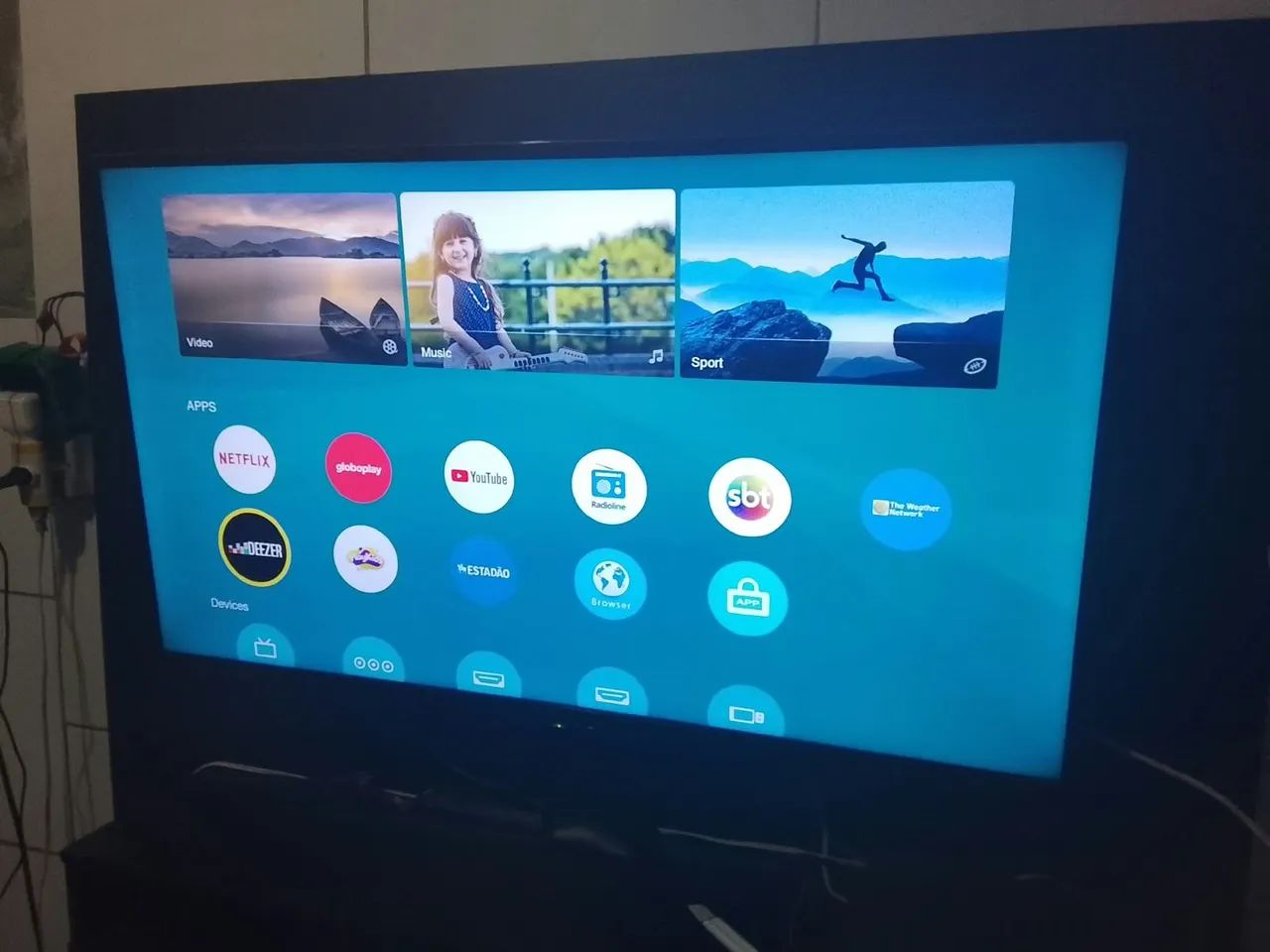 TV Panasonic de 42 polegadas com pouco tempo de uso - Foto 2
