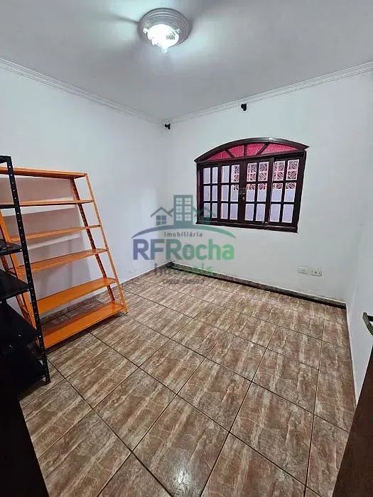 Casa para Aluguel com 4 dormitórios, sendo 1 suíte - Foto 4