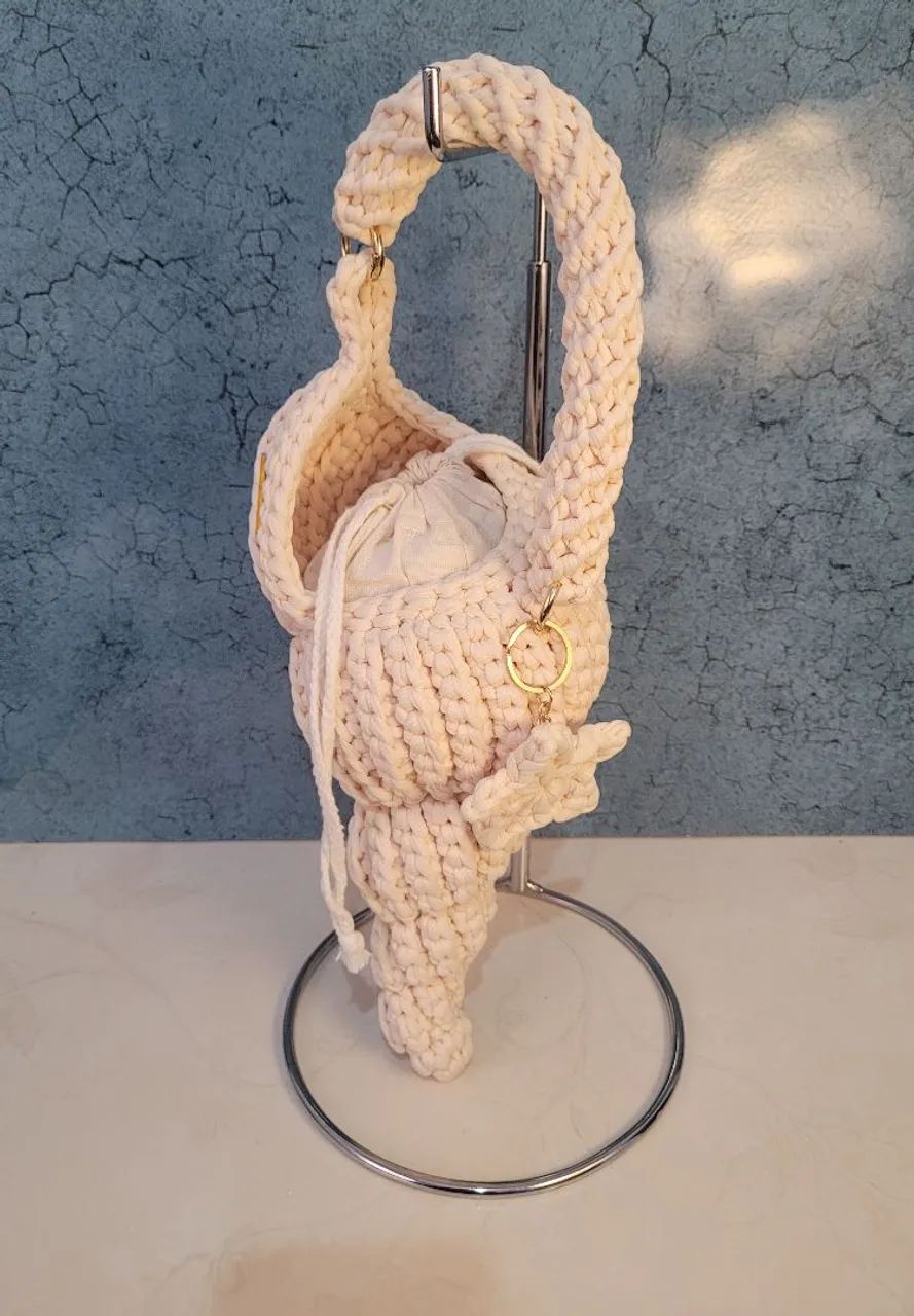 Bolsa concha caracol em crochê - Foto 4