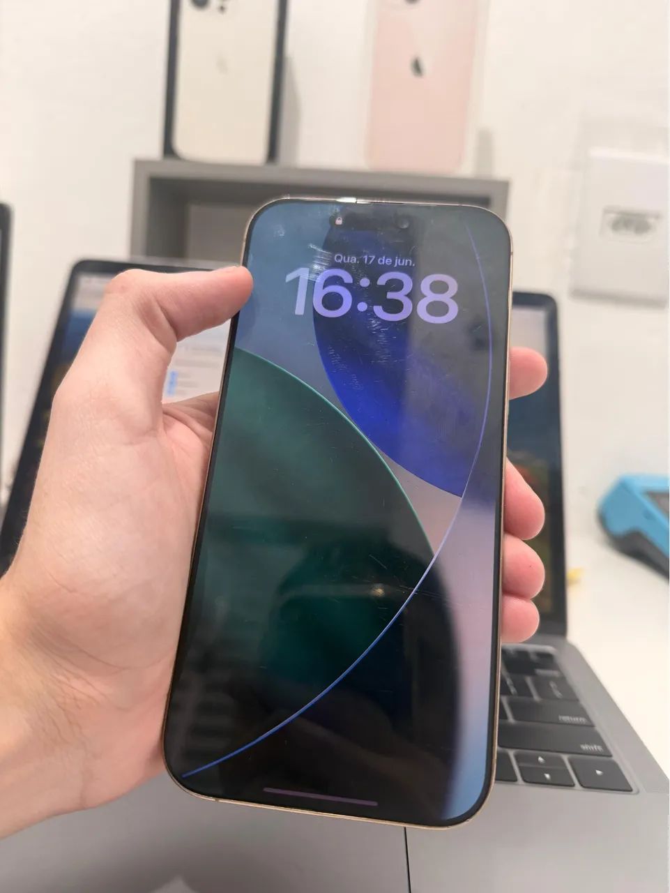 iPhone 16 PRO MAX - Foto 3
