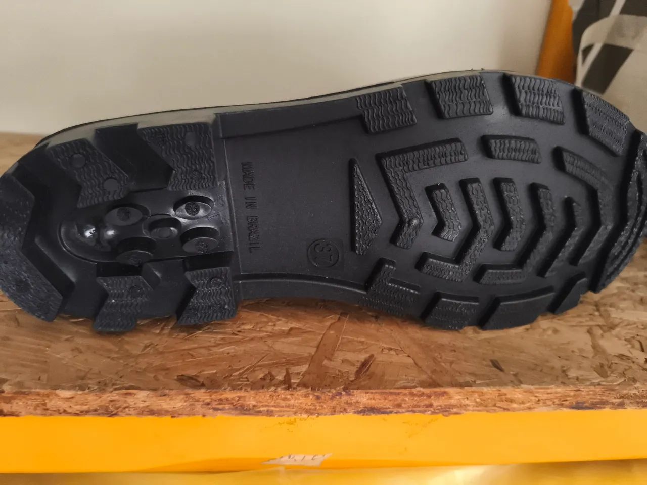 Bota PVC CANO CURTO 35 - Foto 2