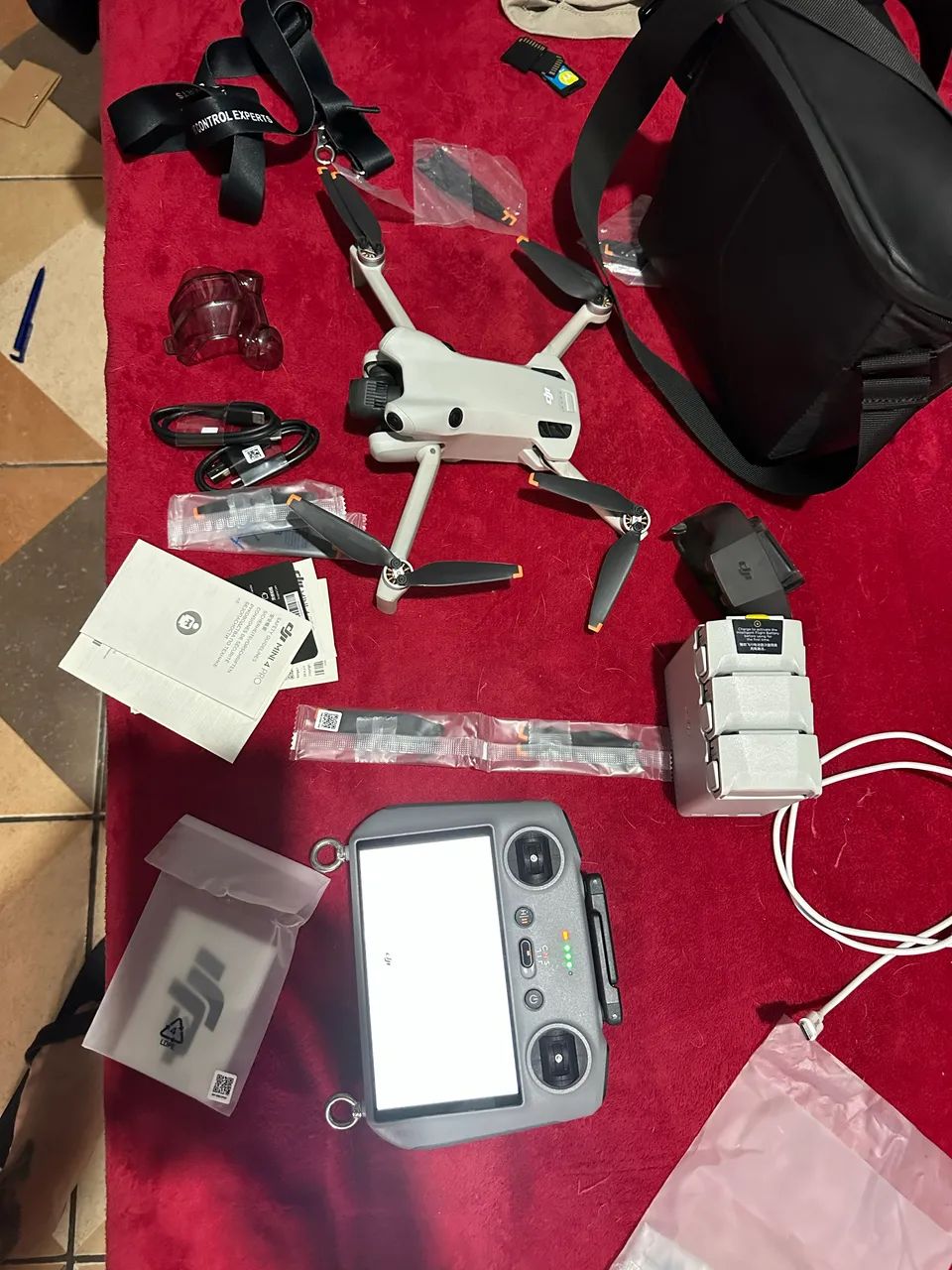 Drone DJI MINI 4 pro COMBO FLY MORE - Foto 3