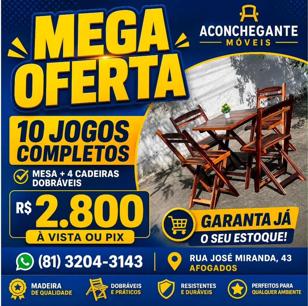 Mesa e cadeiras dobráveis envernizada 