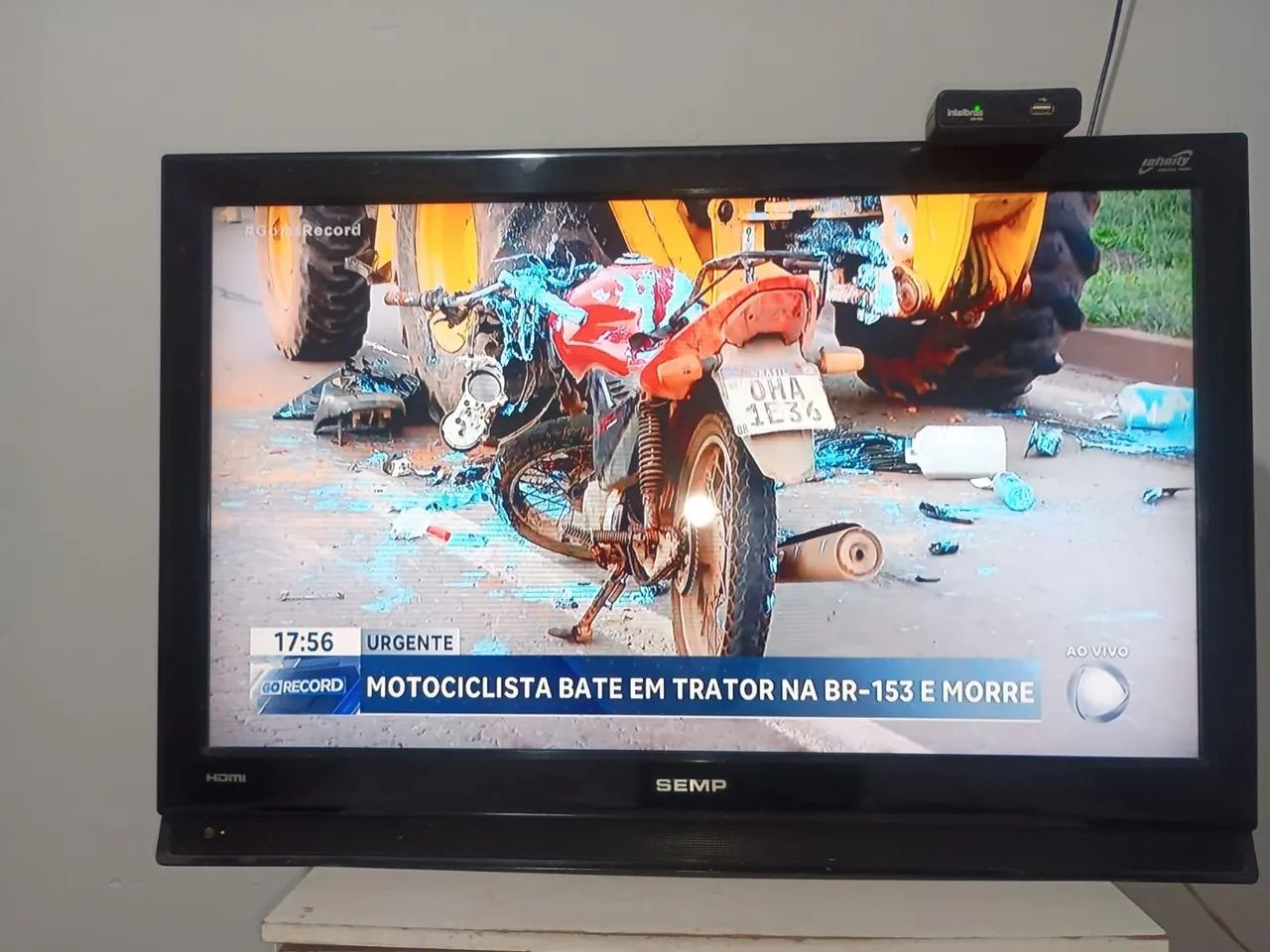 Vendo TV Semp Toshiba 35.polegadas 