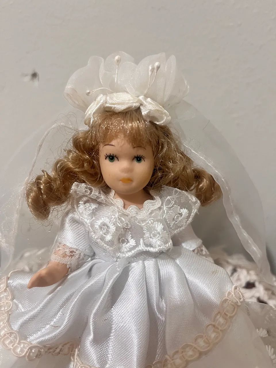 Boneca de porcelana antiga - Foto 4
