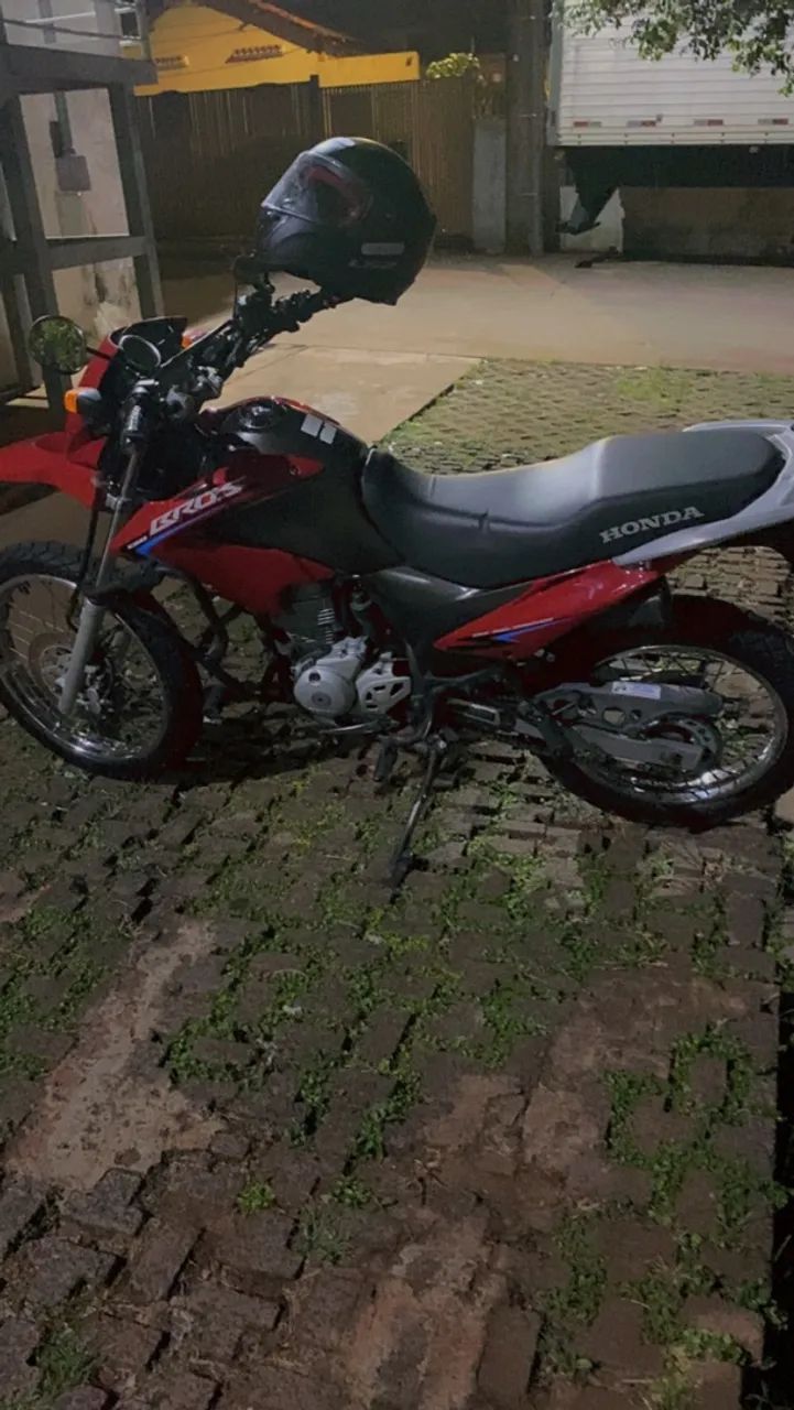 Bros 150  - Foto 2