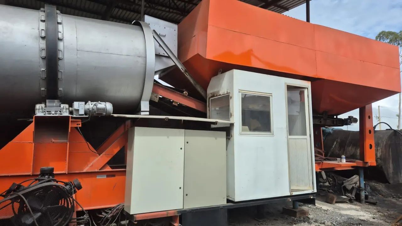 Usina de Asfalto luzmaq 120 ton toda transformada ciber ano 2010 - Foto 4