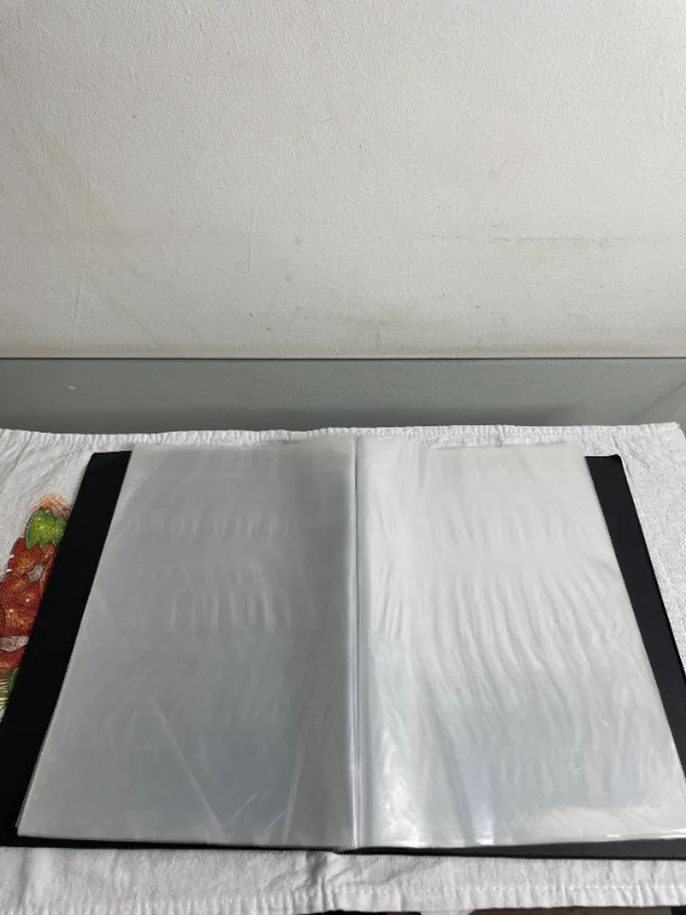 PASTA CATÁLOGO PRETA - 34 ENVELOPES PLÁSTICOS - Foto 2