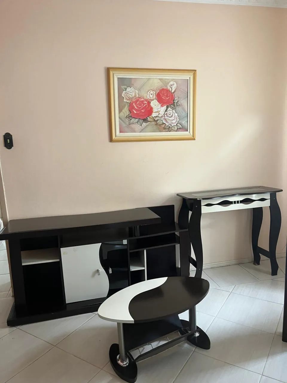 Trio de móveis para sala 