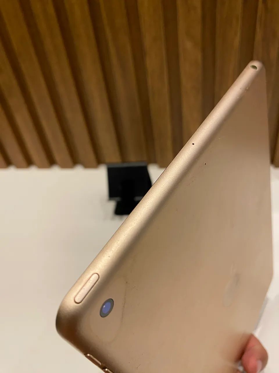 iPad Bem Conservado - Perfeito pra estudar, trabalhar ou Netflix - Mais que um tablet - Foto 4