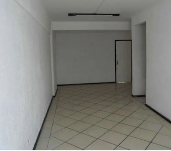 Kitnet/ Studio com 1 Quarto(s) e 1 banheiro(s) para Alugar, 32 m² por R$ 1800 / Mês