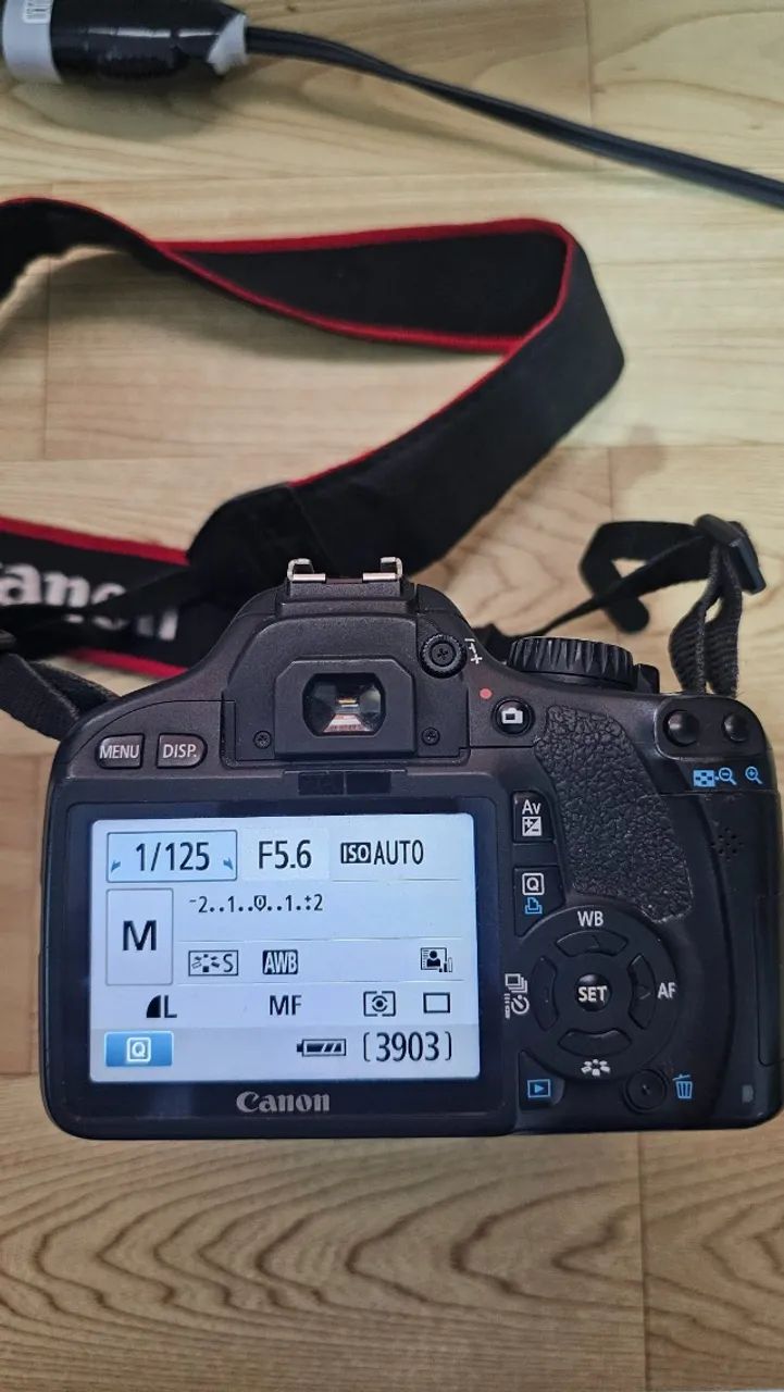 Canon 550D (T2i) - Foto 2