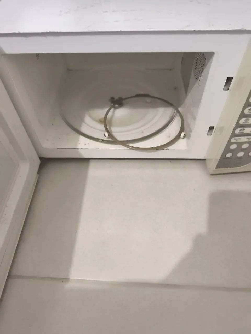 Micro-ondas pra retirada de peças  - Foto 2