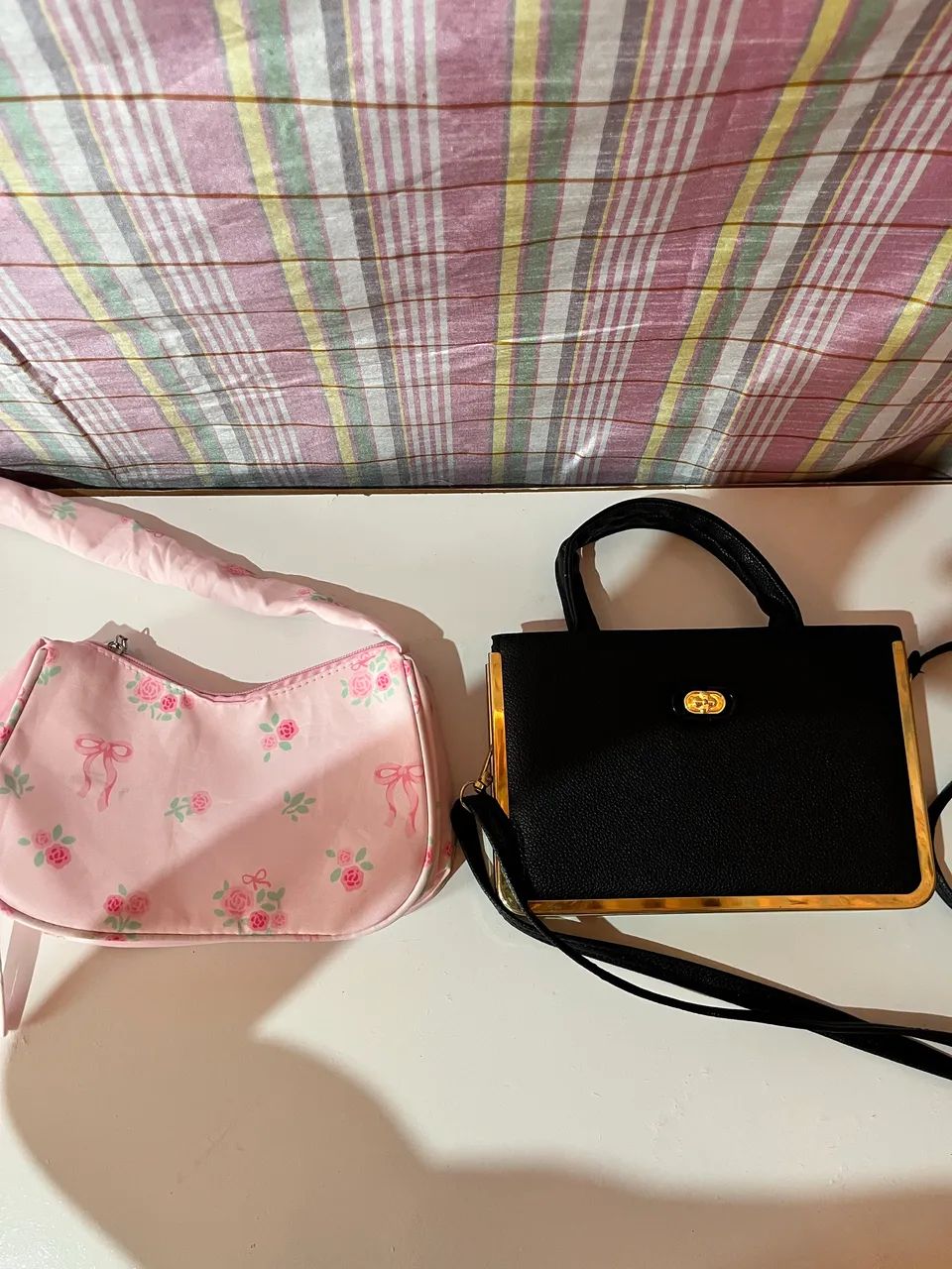 Kit Duplo de Bolsas (Rosa Floral + Preta Clássica) - Foto 4