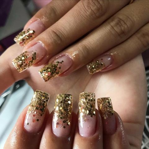 Unhas acrilicas + manicure 85.00