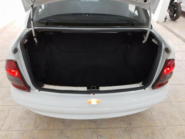 Corsa Sedan Classic 2008 - Com Ar Condicionado - Foto 6