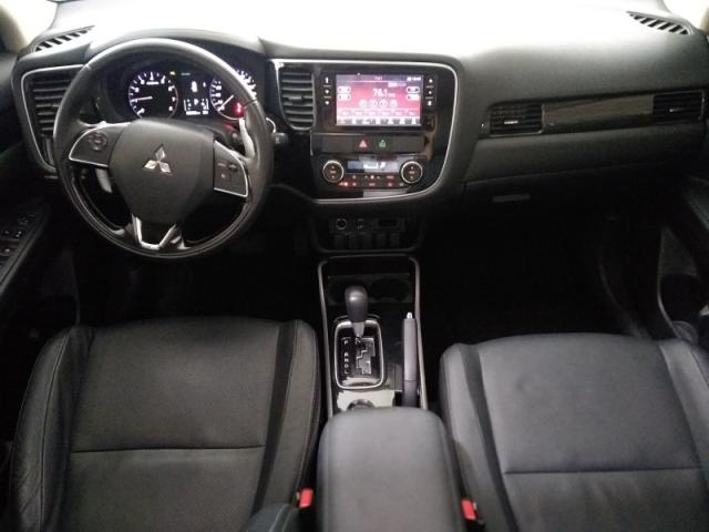 MITSUBISHI OUTLANDER 2.0 COMFORT 16V 2018 - Foto 3