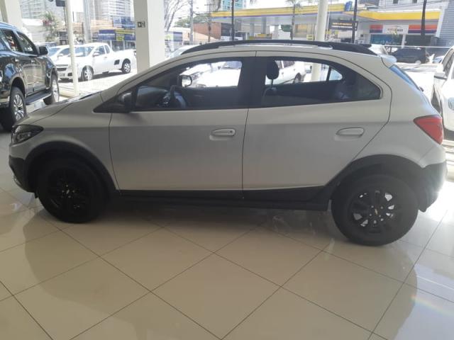CHEVROLET ONIX 1.4 MPFI ACTIV 8V FLEX 4P AUT - Foto 2