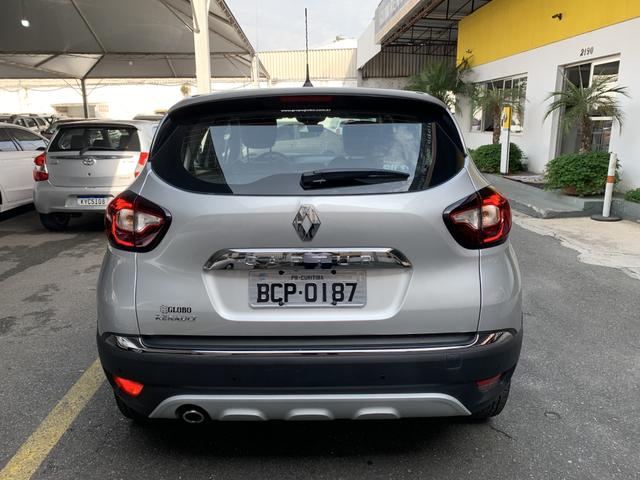 Captur Intense 1.6 16V Flex automática - Foto 6