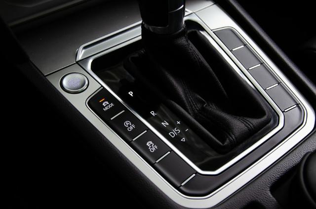 Passat Comfortiline 2.0 tsi com teto Solar bx km 43.000 - Foto 11