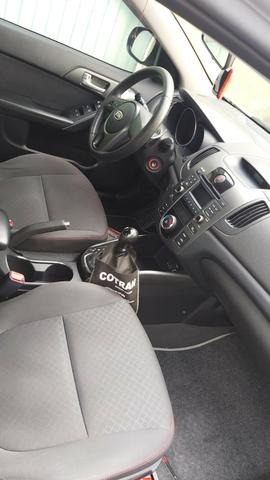 Vendo Kia Cerato 2010/11 Automático SX3 1.6 - Foto 5