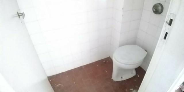 Excelente Apto grande vazio 02Qts com dependência completa garagem elevador Cachambi - Foto 15
