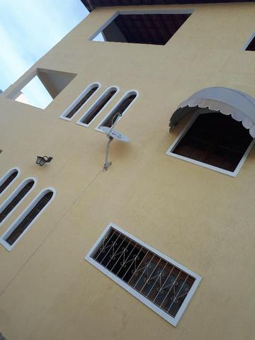 Casa 4/4 com suítes, varandão, 2 vagas, Oprtunidade