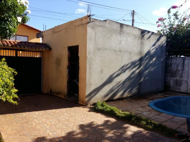 Ótima Casa com piscina e Ponto Comercial - Foto 11