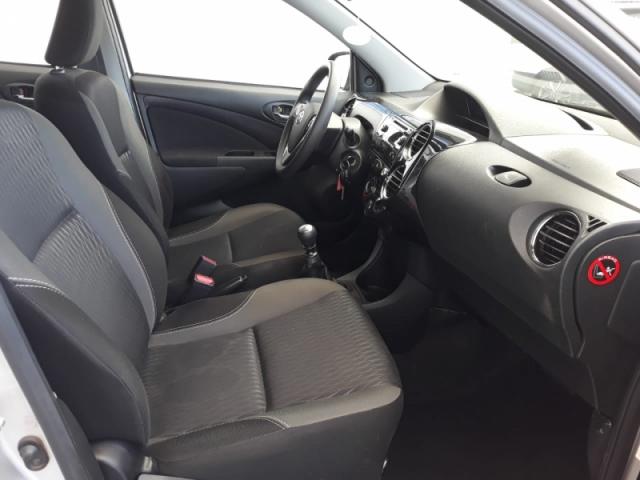 TOYOTA ETIOS 1.5 XS 16V FLEX 4P MANUAL 2016 - Foto 3