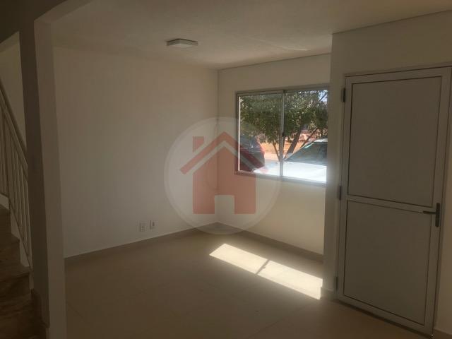 Casa de três quartos com 3 banheiros no jardim Mangueira - Foto 4