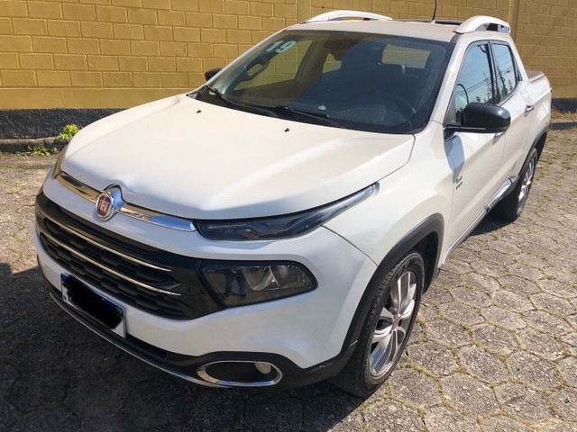 TORO VOLCANO DIESEL 4X4 2019 56000KMS SUPER INTEIRA