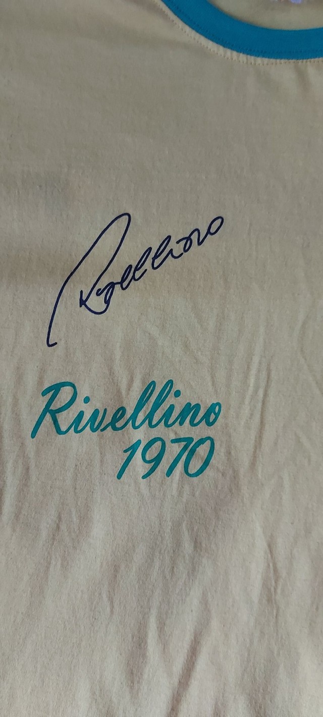 Camiseta da copa de 1970 assinada pelo goleiro Felix - Foto 5