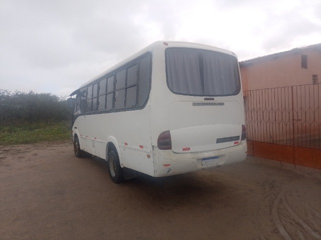 Vendo micro ônibus Mercedes