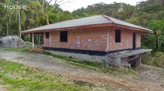 Fiat Cronos em Quatro Barras